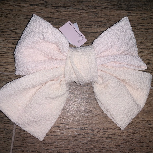 Cream Linen Hair Bow Barrette - Picture 3 of 3